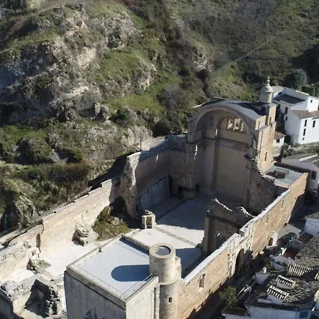 Yolanda Apartamento Cazorla